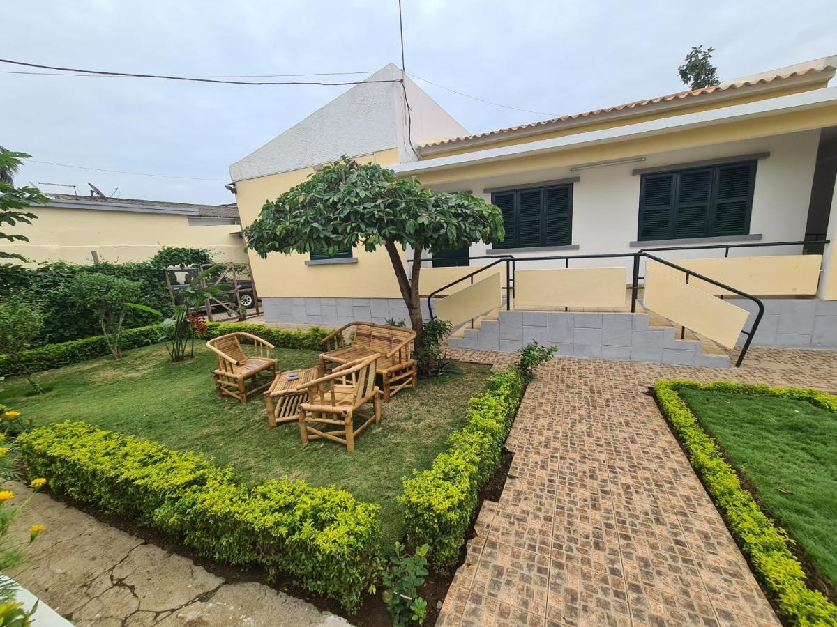 J Nova Lda Sao Tome Exterior foto